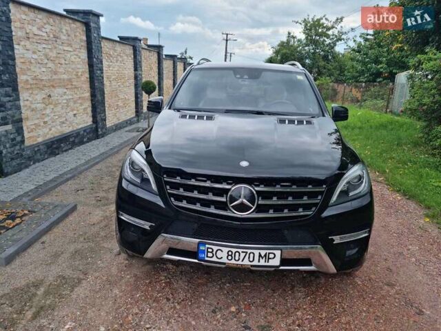 Черный Мерседес М-Класс, объемом двигателя 3 л и пробегом 215 тыс. км за 24900 $, фото 1 на Automoto.ua