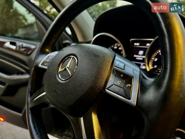Чорний Мерседес М-Клас, об'ємом двигуна 2.99 л та пробігом 160 тис. км за 16999 $, фото 63 на Automoto.ua
