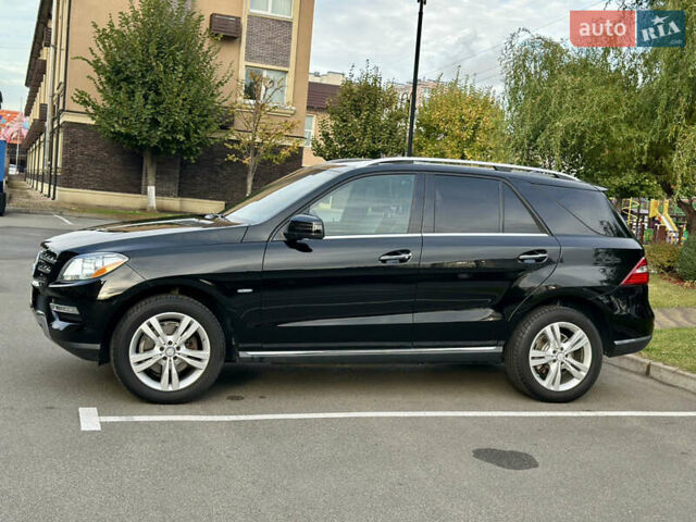 Черный Мерседес М-Класс, объемом двигателя 2.99 л и пробегом 226 тыс. км за 20499 $, фото 14 на Automoto.ua