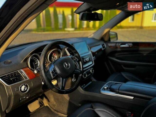 Мерседес М-Класс 2012 в Залещиках на Automoto.ua Черный Мерседес М-Класс, объемом двигателя 2.99 л и пробегом 128 тыс. км за 24200 $, фото 6 на Automoto.ua
