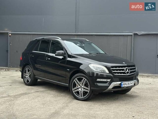 Чорний Мерседес М-Клас, об'ємом двигуна 2.2 л та пробігом 271 тис. км за 16450 $, фото 7 на Automoto.ua