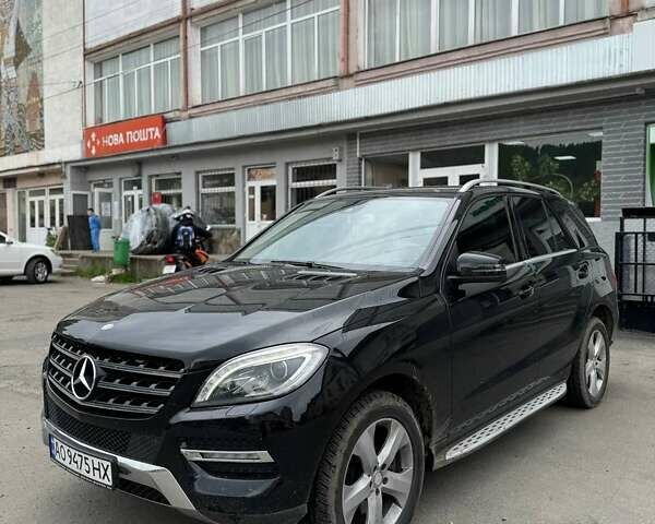 Черный Мерседес М-Класс, объемом двигателя 2.99 л и пробегом 240 тыс. км за 22000 $, фото 6 на Automoto.ua