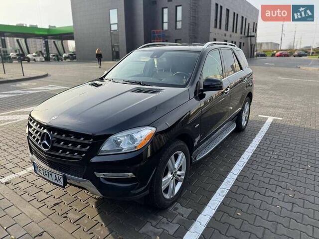 Черный Мерседес М-Класс, объемом двигателя 2.99 л и пробегом 240 тыс. км за 21900 $, фото 1 на Automoto.ua