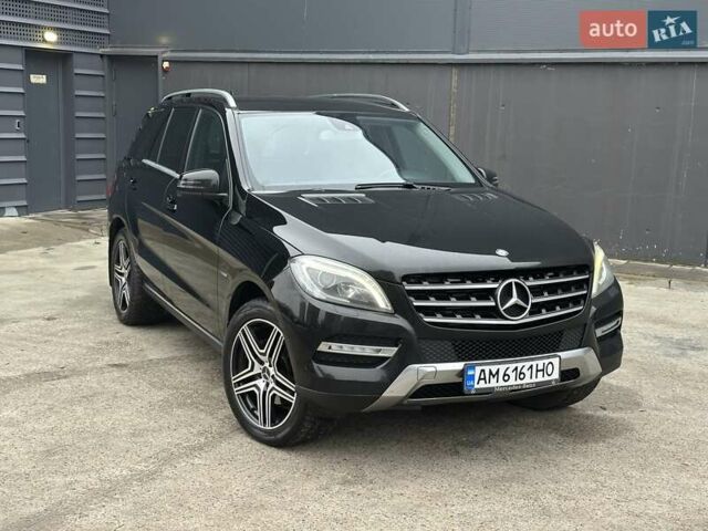 Чорний Мерседес М-Клас, об'ємом двигуна 2.2 л та пробігом 271 тис. км за 16450 $, фото 9 на Automoto.ua