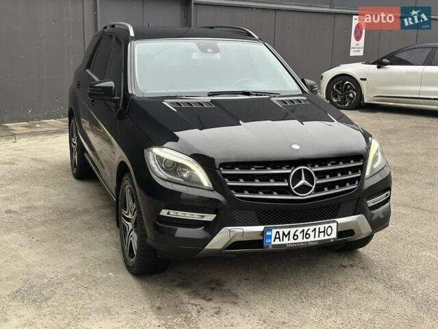 Чорний Мерседес М-Клас, об'ємом двигуна 2.2 л та пробігом 271 тис. км за 16450 $, фото 6 на Automoto.ua