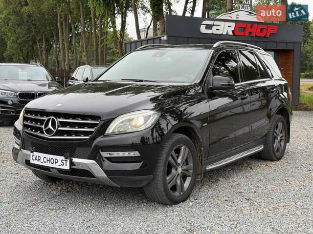 Мерседес М-Класс 2012 в Стрые на Automoto.ua Черный Мерседес М-Класс, объемом двигателя 2.99 л и пробегом 170 тыс. км за 18900 $, фото 2 на Automoto.ua
