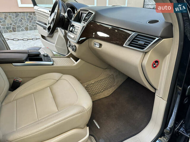 Черный Мерседес М-Класс, объемом двигателя 2.14 л и пробегом 247 тыс. км за 20500 $, фото 44 на Automoto.ua