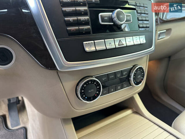 Черный Мерседес М-Класс, объемом двигателя 2.14 л и пробегом 247 тыс. км за 20500 $, фото 33 на Automoto.ua