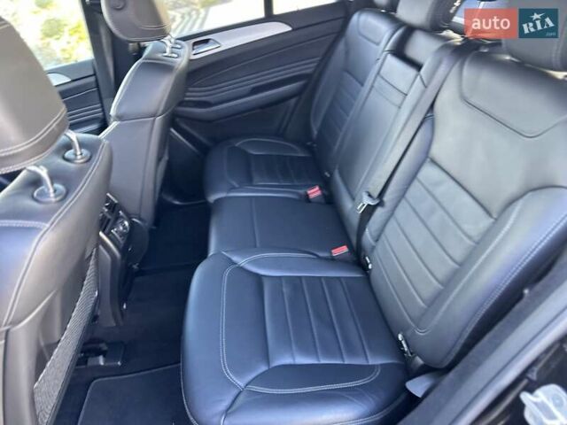 Черный Мерседес М-Класс, объемом двигателя 3 л и пробегом 181 тыс. км за 22900 $, фото 25 на Automoto.ua