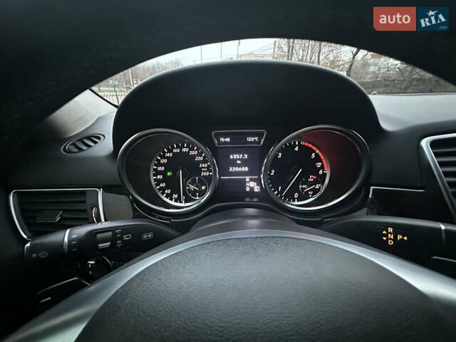 Чорний Мерседес М-Клас, об'ємом двигуна 2.14 л та пробігом 220 тис. км за 18500 $, фото 12 на Automoto.ua
