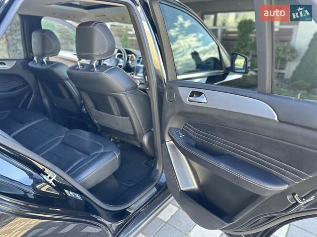 Черный Мерседес М-Класс, объемом двигателя 3 л и пробегом 181 тыс. км за 22900 $, фото 28 на Automoto.ua