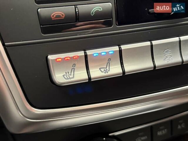 Черный Мерседес М-Класс, объемом двигателя 5.46 л и пробегом 119 тыс. км за 32990 $, фото 54 на Automoto.ua