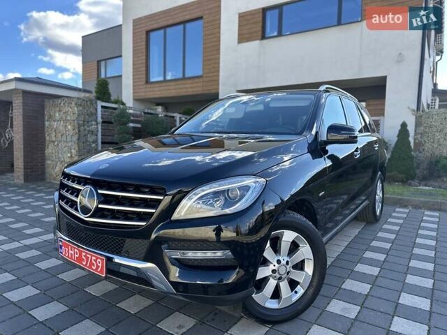 Черный Мерседес М-Класс, объемом двигателя 3 л и пробегом 181 тыс. км за 22900 $, фото 3 на Automoto.ua