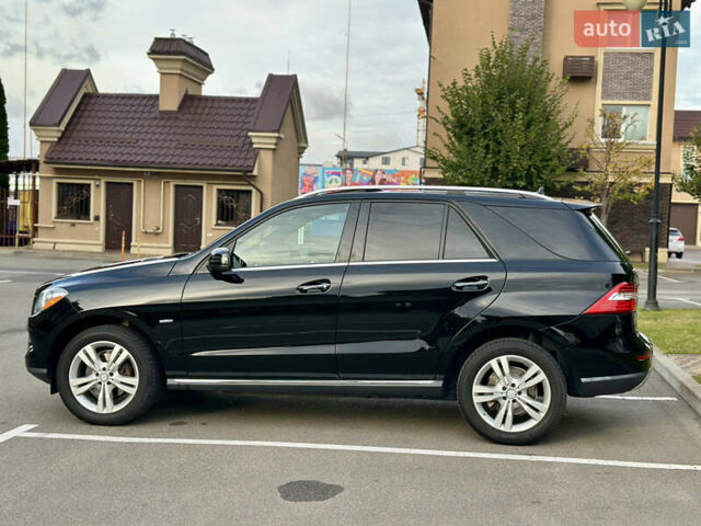 Черный Мерседес М-Класс, объемом двигателя 2.99 л и пробегом 226 тыс. км за 20499 $, фото 13 на Automoto.ua