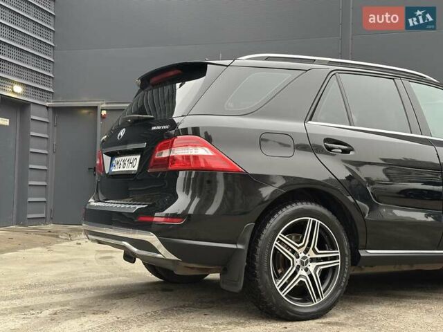 Чорний Мерседес М-Клас, об'ємом двигуна 2.2 л та пробігом 271 тис. км за 16450 $, фото 16 на Automoto.ua