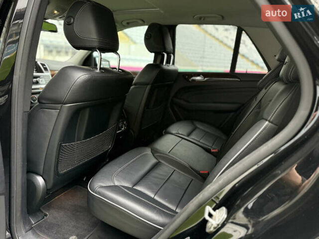 Черный Мерседес М-Класс, объемом двигателя 3.5 л и пробегом 142 тыс. км за 17500 $, фото 46 на Automoto.ua