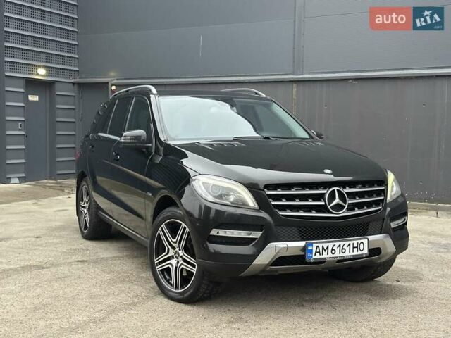 Чорний Мерседес М-Клас, об'ємом двигуна 2.2 л та пробігом 271 тис. км за 16450 $, фото 8 на Automoto.ua