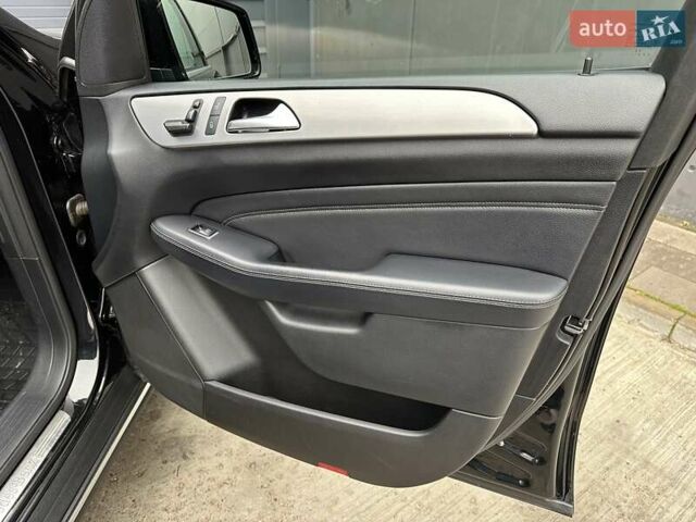 Чорний Мерседес М-Клас, об'ємом двигуна 2.2 л та пробігом 271 тис. км за 16450 $, фото 43 на Automoto.ua