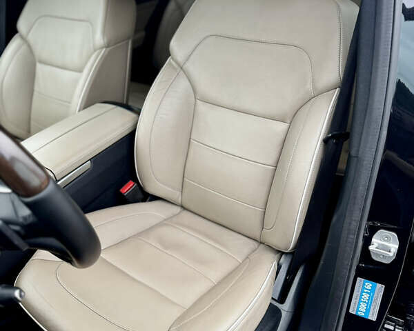 Черный Мерседес М-Класс, объемом двигателя 3.5 л и пробегом 160 тыс. км за 19500 $, фото 24 на Automoto.ua