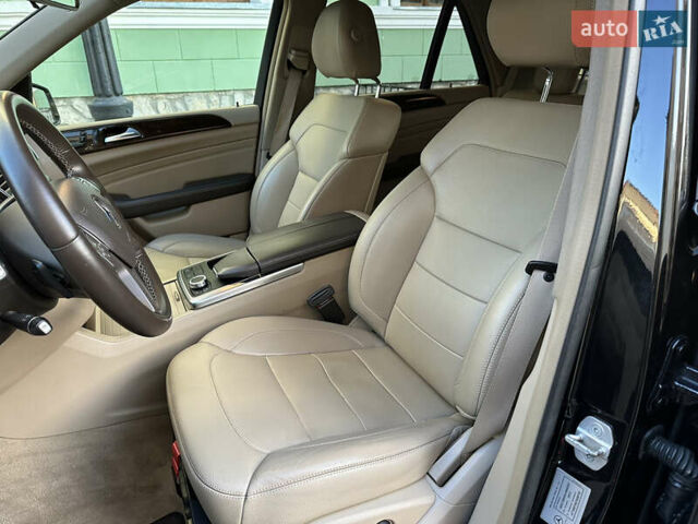 Черный Мерседес М-Класс, объемом двигателя 2.14 л и пробегом 247 тыс. км за 20500 $, фото 27 на Automoto.ua