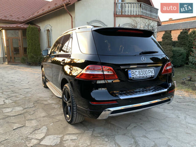 Чорний Мерседес М-Клас, об'ємом двигуна 2.99 л та пробігом 286 тис. км за 21500 $, фото 5 на Automoto.ua