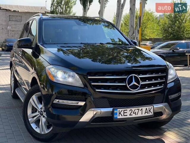 Чорний Мерседес М-Клас, об'ємом двигуна 2.99 л та пробігом 240 тис. км за 22499 $, фото 2 на Automoto.ua