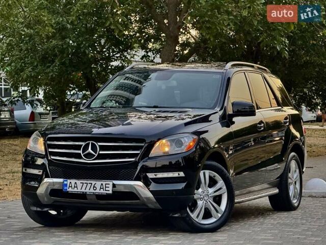 Чорний Мерседес М-Клас, об'ємом двигуна 2.99 л та пробігом 160 тис. км за 16999 $, фото 11 на Automoto.ua