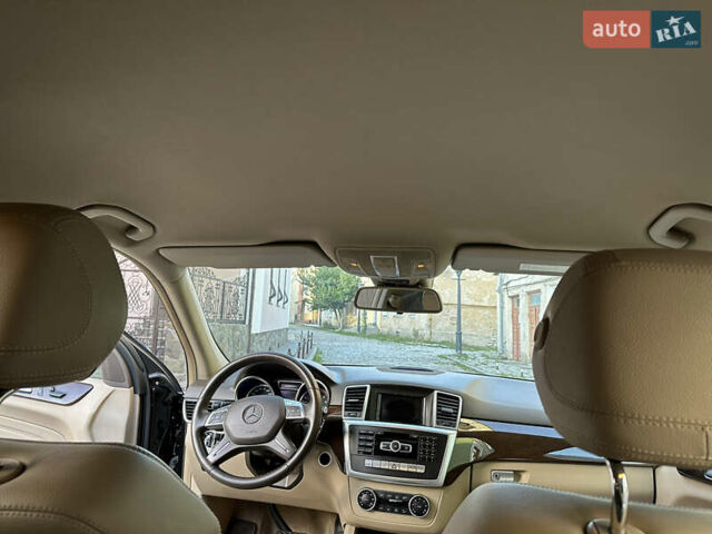 Черный Мерседес М-Класс, объемом двигателя 2.14 л и пробегом 247 тыс. км за 20500 $, фото 40 на Automoto.ua