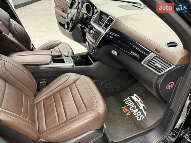 Черный Мерседес М-Класс, объемом двигателя 5.46 л и пробегом 119 тыс. км за 32990 $, фото 40 на Automoto.ua