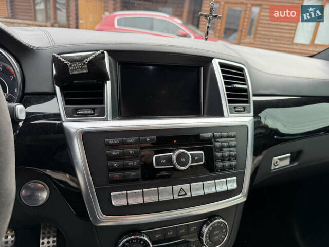 Черный Мерседес М-Класс, объемом двигателя 5.5 л и пробегом 179 тыс. км за 24500 $, фото 17 на Automoto.ua