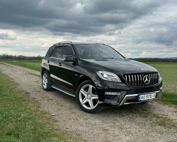 Черный Мерседес М-Класс, объемом двигателя 2.99 л и пробегом 250 тыс. км за 23700 $, фото 8 на Automoto.ua