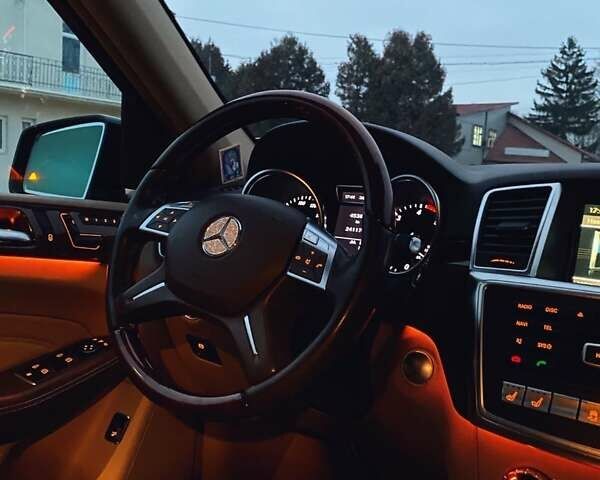 Чорний Мерседес М-Клас, об'ємом двигуна 2.99 л та пробігом 298 тис. км за 24500 $, фото 1 на Automoto.ua