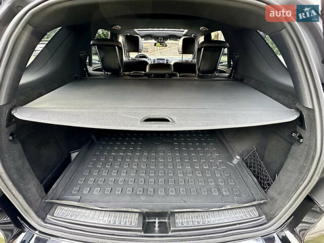 Черный Мерседес М-Класс, объемом двигателя 2.99 л и пробегом 226 тыс. км за 20499 $, фото 60 на Automoto.ua