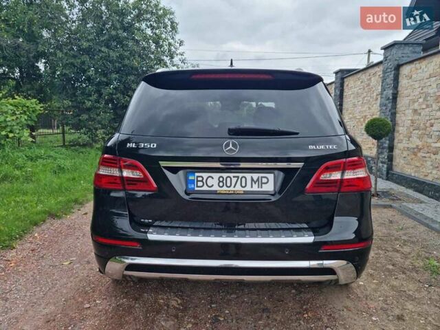 Черный Мерседес М-Класс, объемом двигателя 3 л и пробегом 215 тыс. км за 24900 $, фото 11 на Automoto.ua