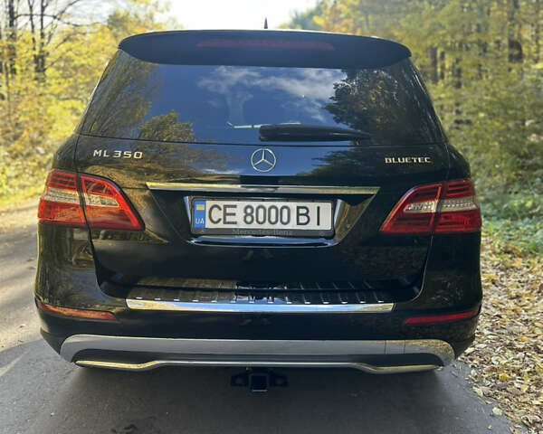 Мерседес М-Класс 2013 в Черновцах на Automoto.ua Черный Мерседес М-Класс, объемом двигателя 2.99 л и пробегом 297 тыс. км за 18500 $, фото 35 на Automoto.ua