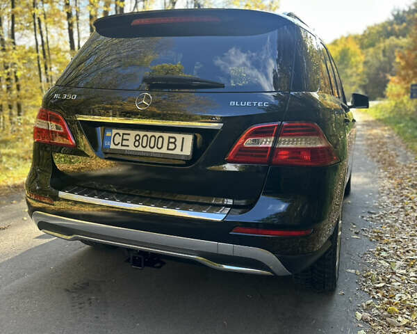 Мерседес М-Класс 2013 в Черновцах на Automoto.ua Черный Мерседес М-Класс, объемом двигателя 2.99 л и пробегом 297 тыс. км за 18500 $, фото 36 на Automoto.ua