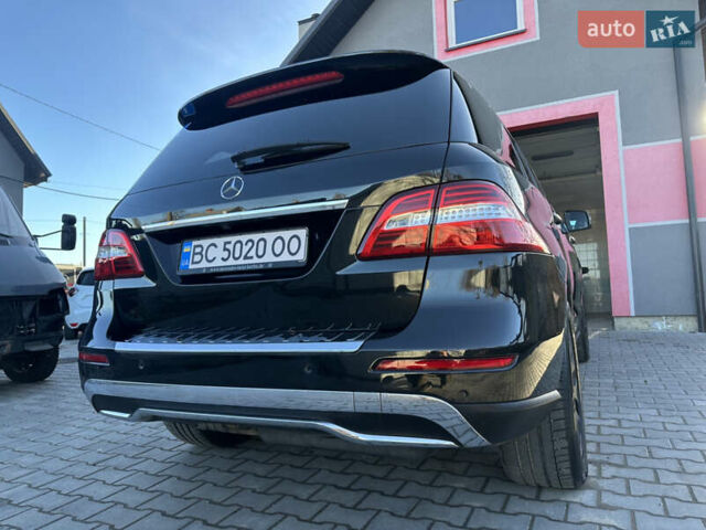 Черный Мерседес М-Класс, объемом двигателя 3 л и пробегом 377 тыс. км за 23500 $, фото 13 на Automoto.ua