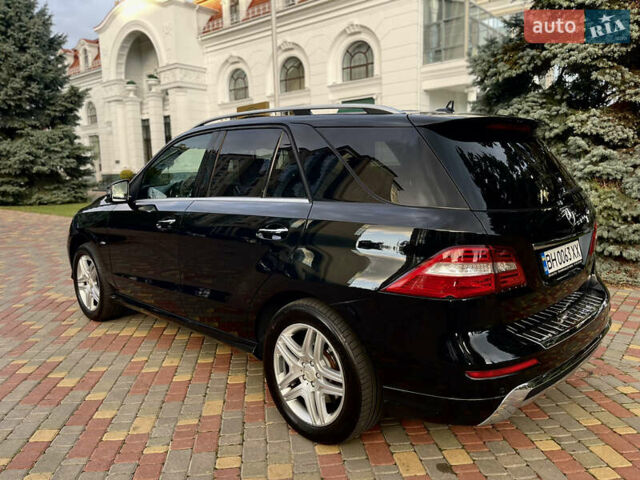 Мерседес М-Класс 2013 в Одессе на Automoto.ua Черный Мерседес М-Класс, объемом двигателя 2.99 л и пробегом 150 тыс. км за 19500 $, фото 8 на Automoto.ua