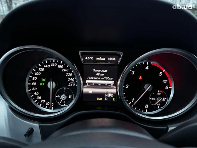 Черный Мерседес М-Класс, объемом двигателя 2.2 л и пробегом 205 тыс. км за 19490 $, фото 20 на Automoto.ua