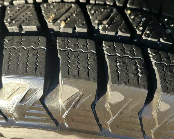 Черный Мерседес М-Класс, объемом двигателя 2.99 л и пробегом 250 тыс. км за 24500 $, фото 27 на Automoto.ua