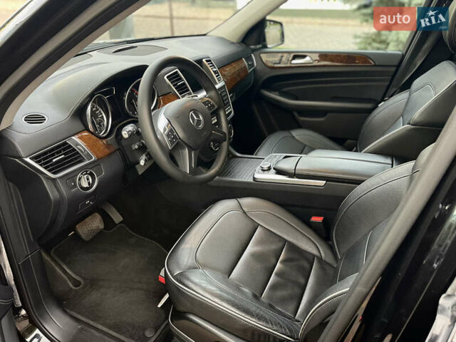 Мерседес М-Класс 2013 в Одессе на Automoto.ua Черный Мерседес М-Класс, объемом двигателя 2.99 л и пробегом 150 тыс. км за 19500 $, фото 31 на Automoto.ua
