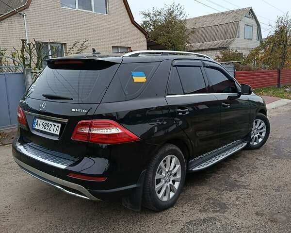 Черный Мерседес М-Класс, объемом двигателя 2.14 л и пробегом 172 тыс. км за 24000 $, фото 36 на Automoto.ua