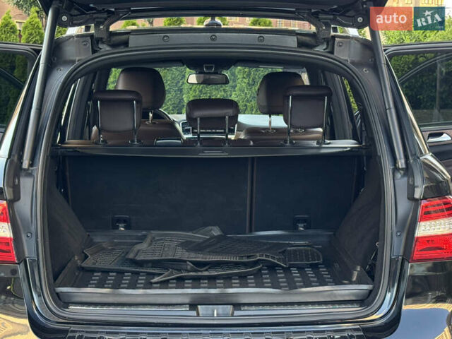 Черный Мерседес М-Класс, объемом двигателя 2.2 л и пробегом 182 тыс. км за 19500 $, фото 33 на Automoto.ua