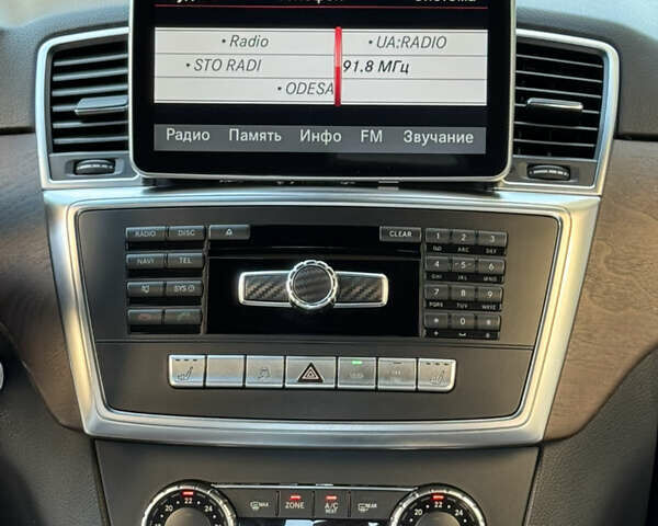 Черный Мерседес М-Класс, объемом двигателя 2.2 л и пробегом 182 тыс. км за 19500 $, фото 20 на Automoto.ua