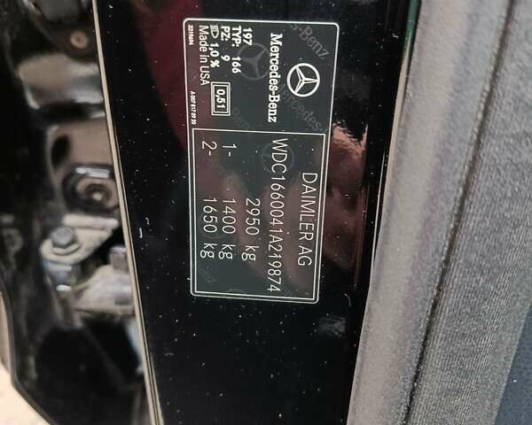 Черный Мерседес М-Класс, объемом двигателя 2.14 л и пробегом 172 тыс. км за 24000 $, фото 29 на Automoto.ua