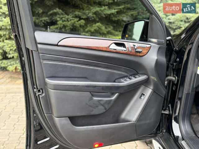 Чорний Мерседес М-Клас, об'ємом двигуна 2.99 л та пробігом 230 тис. км за 28700 $, фото 52 на Automoto.ua