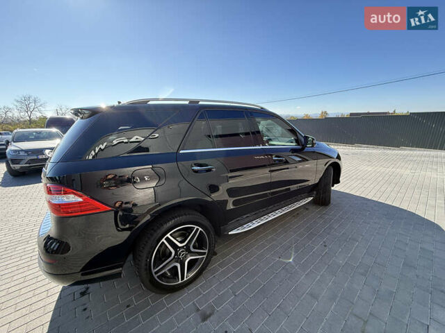 Мерседес М-Класс 2013 в Глубокой на Automoto.ua Черный Мерседес М-Класс, объемом двигателя 2.99 л и пробегом 207 тыс. км за 25200 $, фото 5 на Automoto.ua