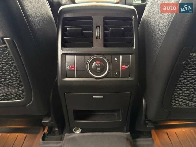 Черный Мерседес М-Класс, объемом двигателя 3.5 л и пробегом 331 тыс. км за 16950 $, фото 25 на Automoto.ua