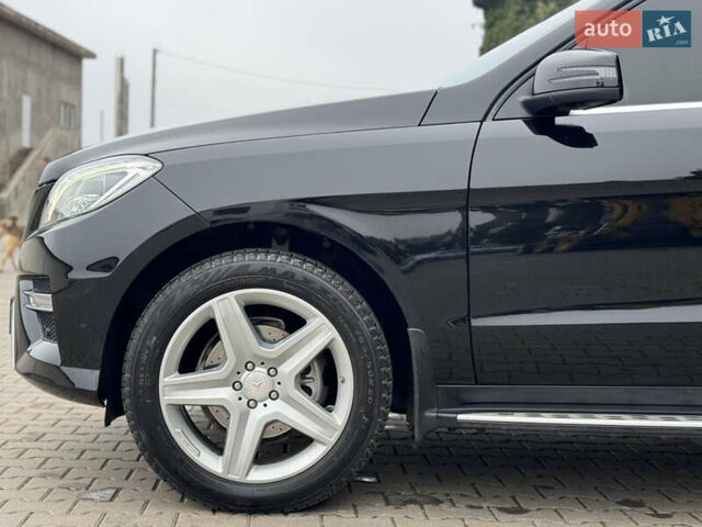 Чорний Мерседес М-Клас, об'ємом двигуна 2.99 л та пробігом 230 тис. км за 28700 $, фото 16 на Automoto.ua