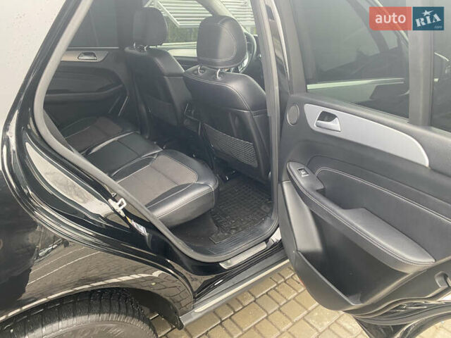 Чорний Мерседес М-Клас, об'ємом двигуна 2.2 л та пробігом 238 тис. км за 18600 $, фото 9 на Automoto.ua